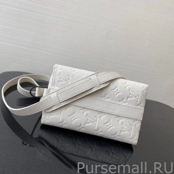 Triangle Messenger Monogram Taurillon M55927 - Image 4