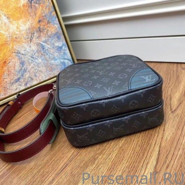 Amazone Sling Bag Monogram Eclipse M45439 - Image 5