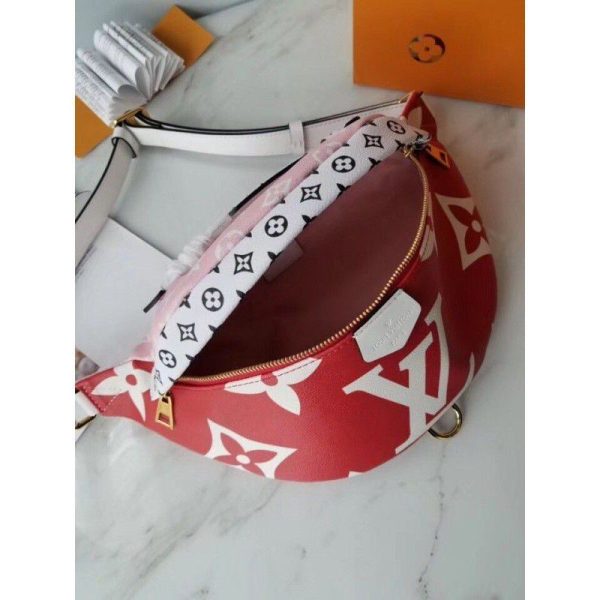 Bumbag Giant Monogram Canvas M44575 - Image 5