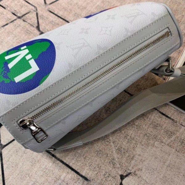 Chalk Sling Bag Monogram M44629 White - Image 5