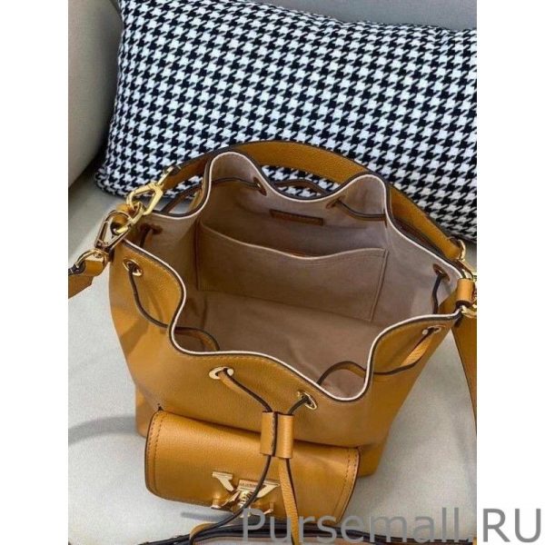 Brwon Lockme Bucket Bag M57689 - Image 6