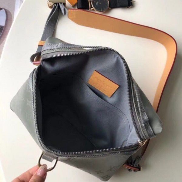Messenger PM Monogram Titanium M43889 - Image 6