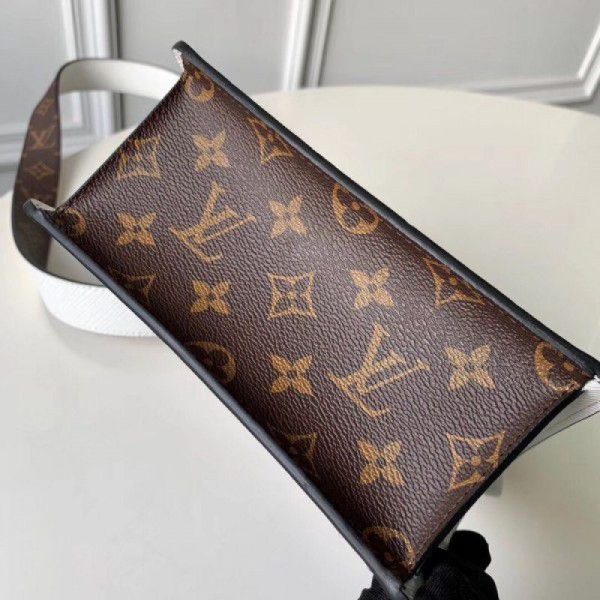 Spring Street Bag Monogram Vernis M90375 - Image 5