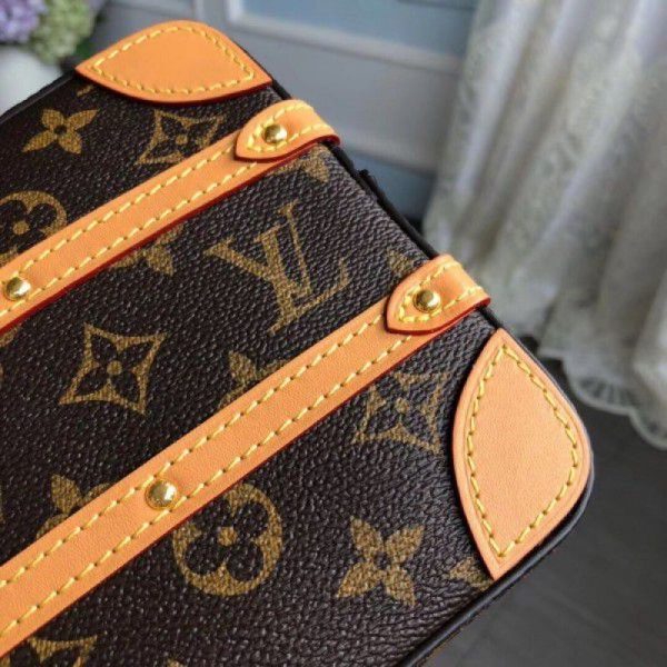 Soft Trunk Pouch Monogram Canvas M44779 - Image 7