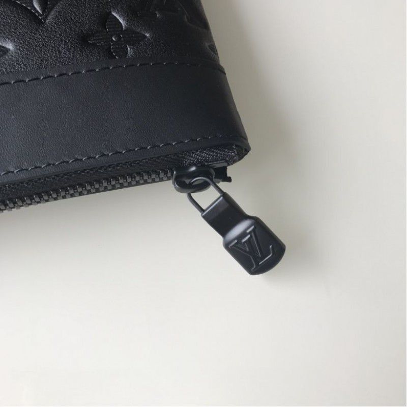 Discovery Pochette Monogram Shadow M62903 - Image 7