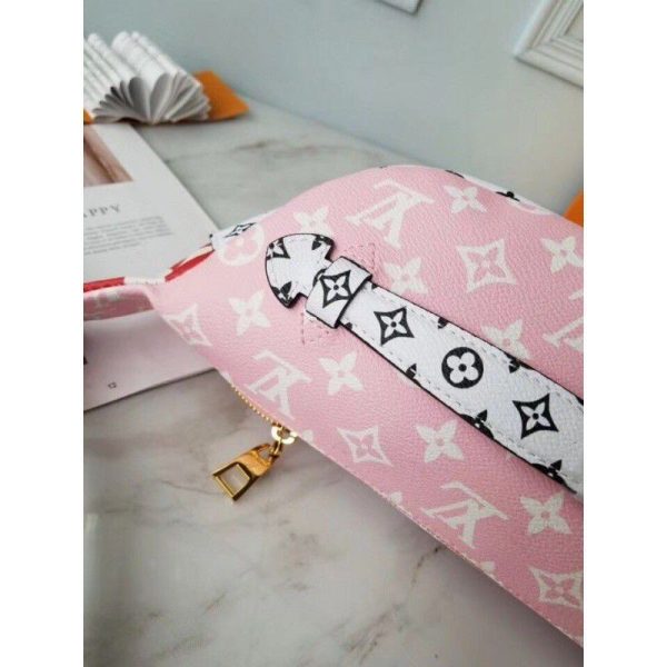 Bumbag Giant Monogram Canvas M44575 - Image 7