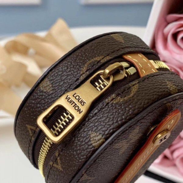 Round Coin Purse Monogram Canvas M68524 - Image 8