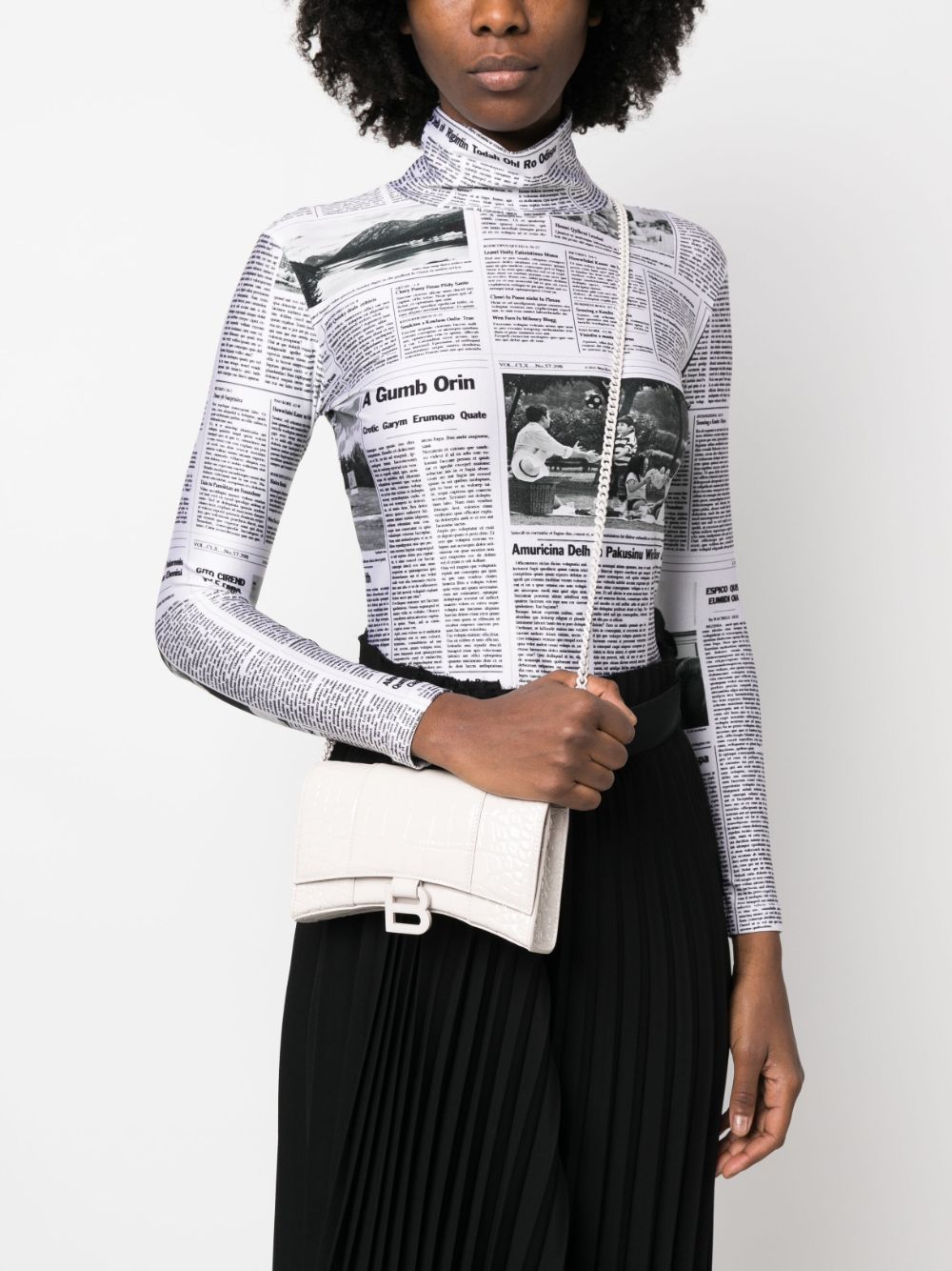 Balenciaga Hourglass chain wallet - Image 2