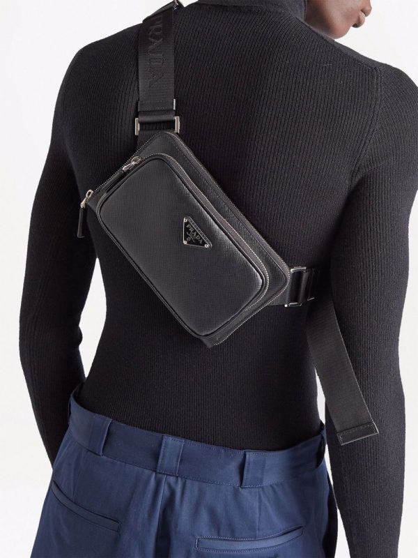 Prada logo plaque zipped crossbody bag - Image 2