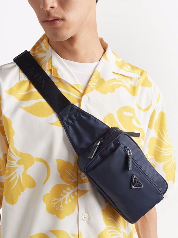 Prada logo-plaque belt bag - Image 2