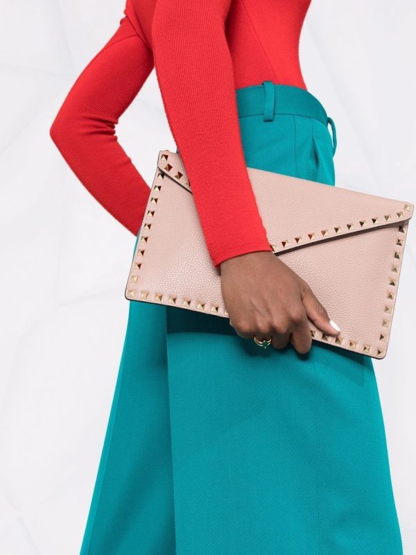 Valentino Garavani Rockstud envelope clutch bag - Image 3