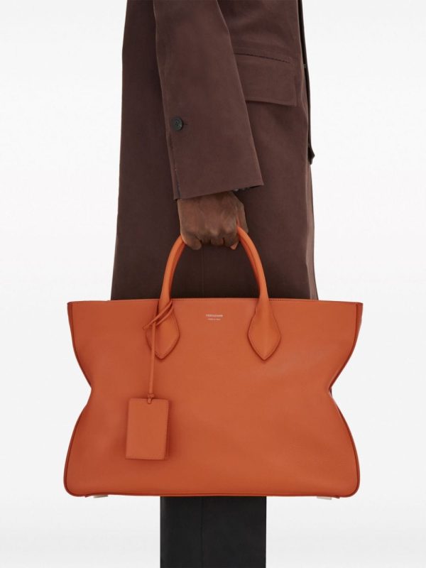 New Season  Ferragamo logo-print leather tote bag - Image 3