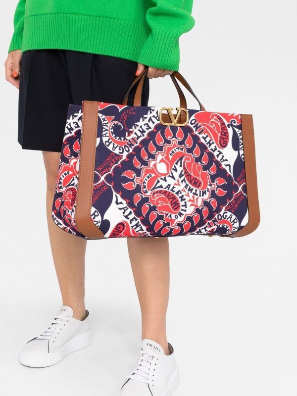 Valentino Garavani VLogo Signature bandana-print tote bag - Image 3