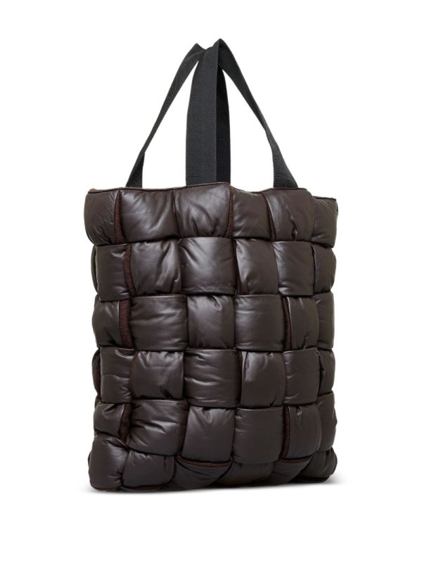 Bottega Veneta  Maxi Intrecciato padded tote bag - Image 3