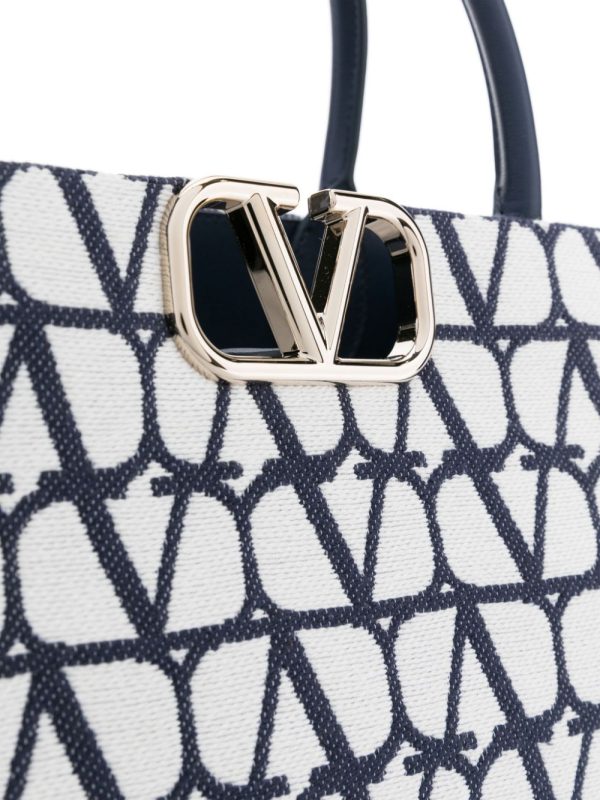 Valentino Garavani medium VLogo Signature tote bag - Image 2