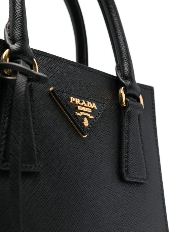 Prada Saffiano triangle-plaque tote bag - Image 4