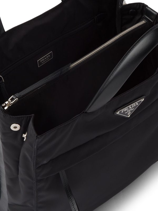 Prada Re-Nylon logo plaque tote bag - Image 4