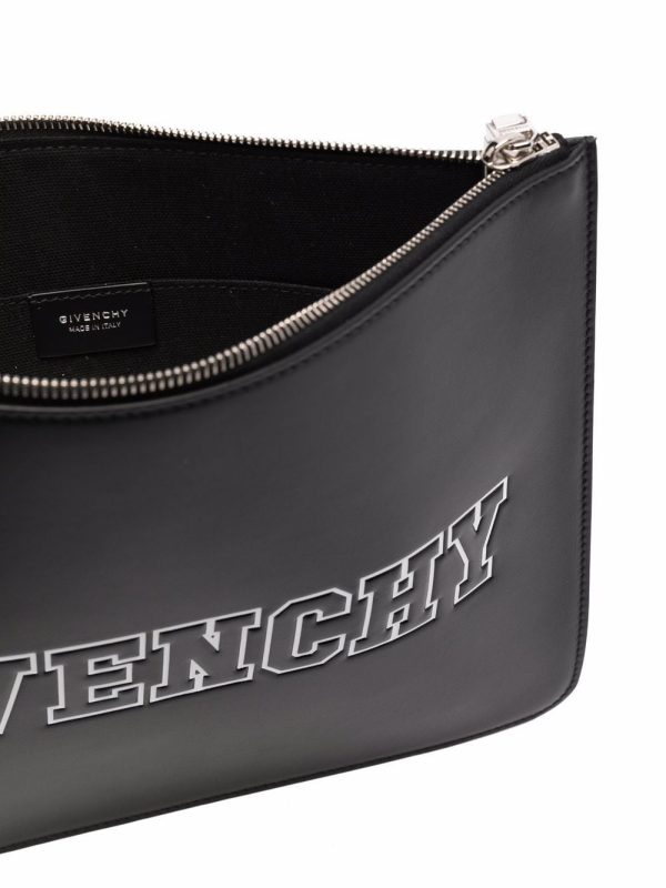 Givenchy embossed-logo leather clutch - Image 5