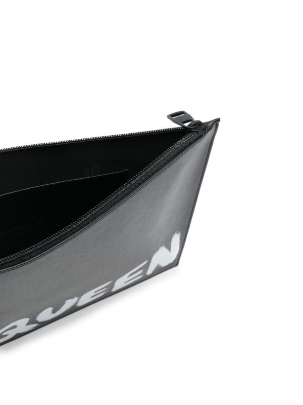 Alexander McQueen logo-print leather clutch bag - Image 5