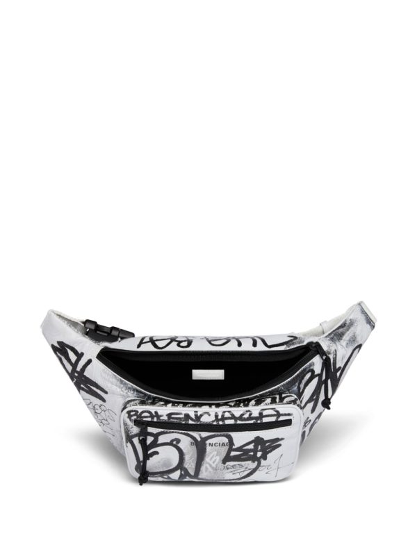 Balenciaga graffiti-print belt bag - Image 5