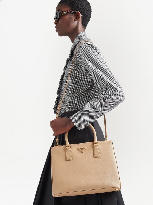 Prada large Galleria leather tote bag - Image 6