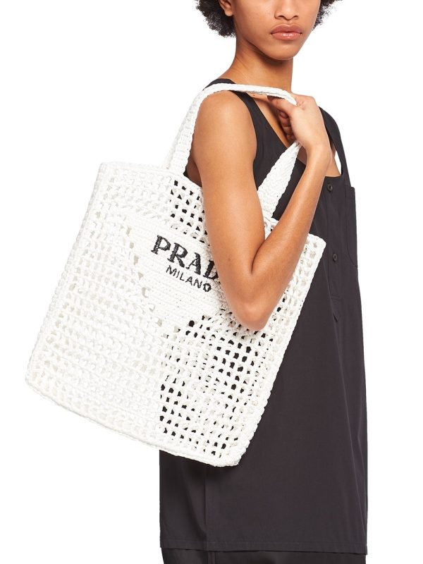 Prada logo-print raffia tote bag - Image 6