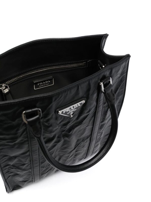 Prada logo-plaque crinkle-effect tote bag - Image 6