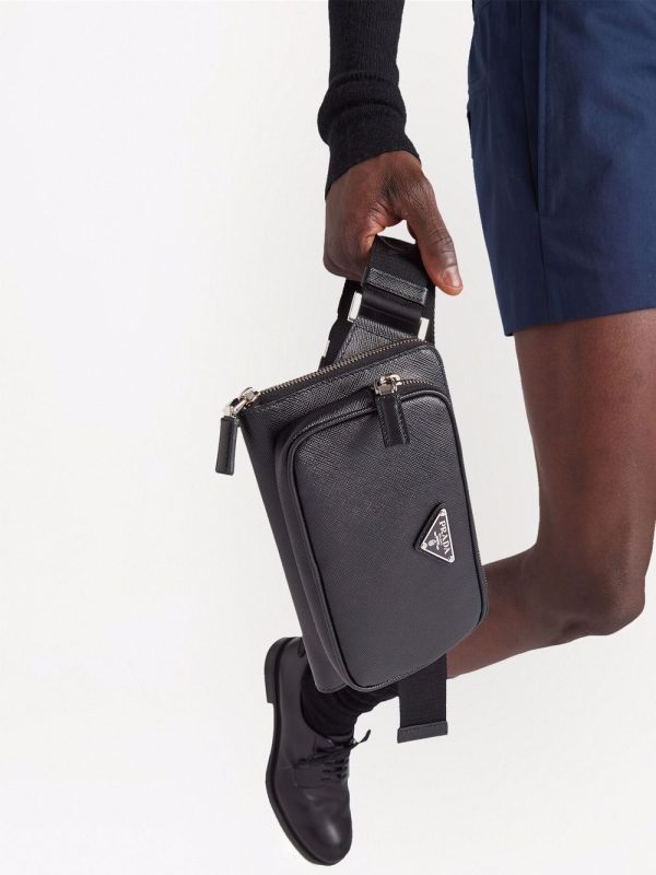 Prada logo plaque zipped crossbody bag - Image 6