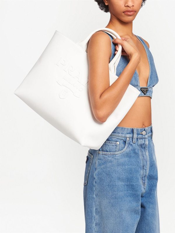 Prada embroidered-logo tote bag - Image 6
