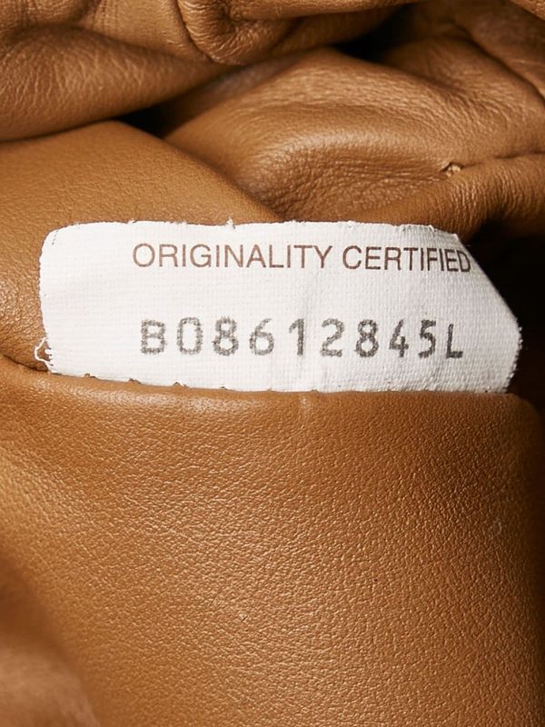 Bottega Veneta  The Mini Pouch bag - Image 7