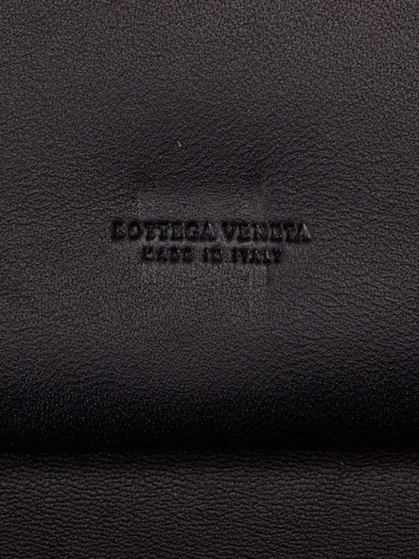 Bottega Veneta   Intrecciato-weave clutch bag - Image 7
