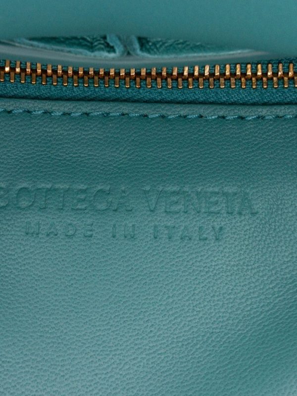 Bottega Veneta   Cassette padded shoulder bag - Image 5