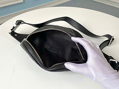 LOUIS VUITTON CAMPUS BUMBAG N40298